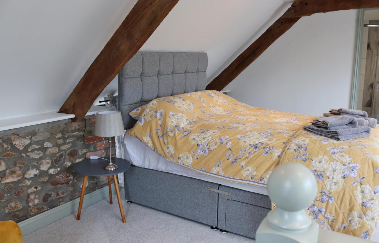Pullman Cottage - The Culm Valley Inn Culmstock ภายนอก รูปภาพ